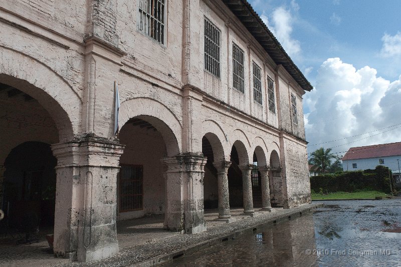 20101204_111733 D3.jpg - Customs House, Portobelo, Panama.  Columbus actually landed in Dairen Panama in 1502.